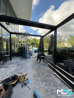 Don’t Let the Sun Win: Tips for Choosing the Right Window Film for Florida Heat